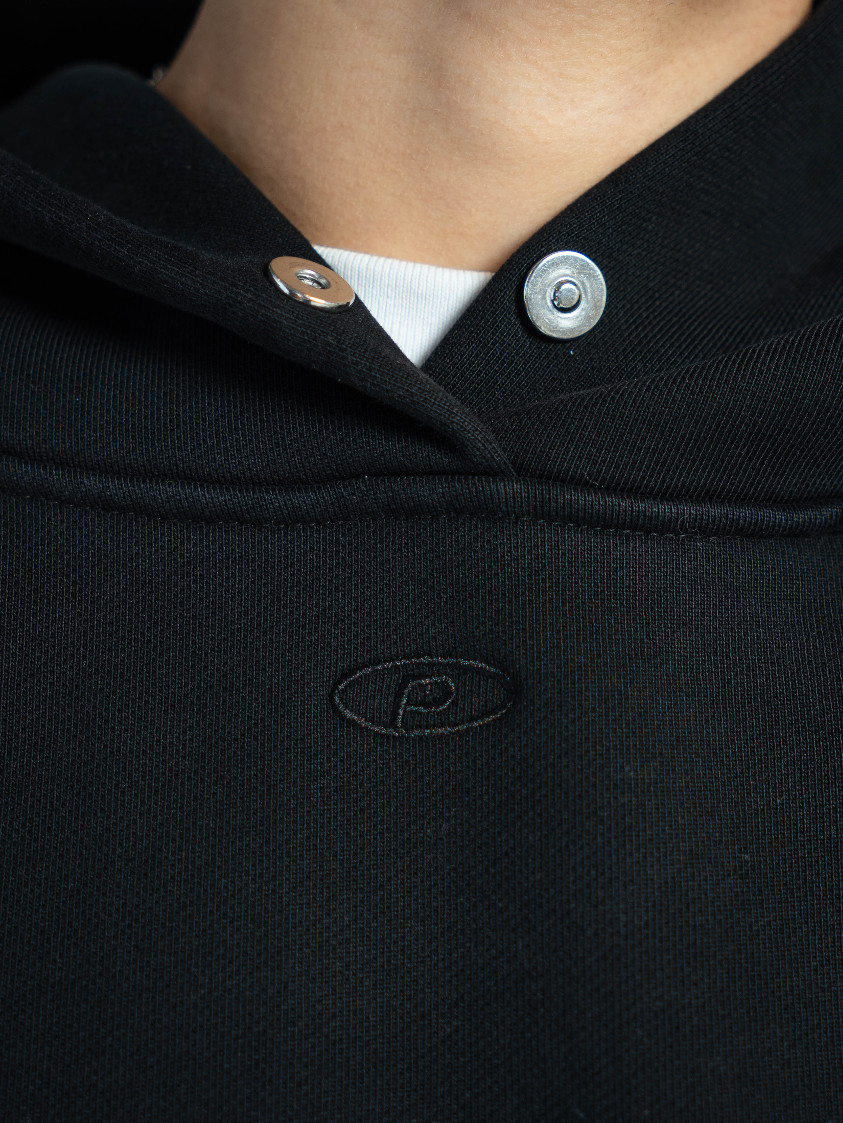 V.1 RAGLAN - SHADOW BLACK